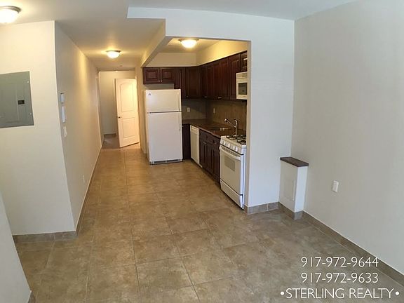 5th image of 3161 37th St APT 1R
