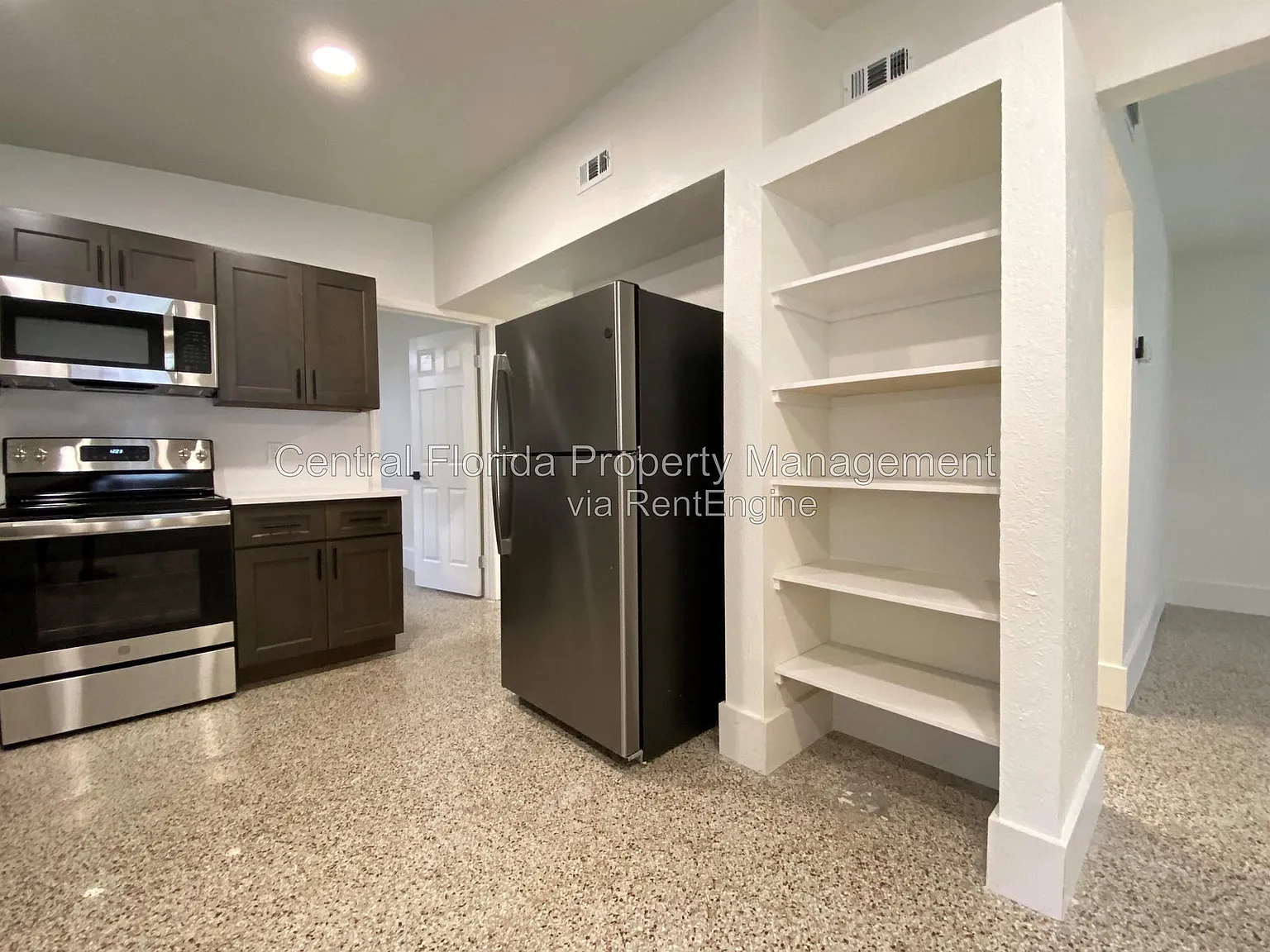 2 bed, 1.0 bath, 850 sqft, $1,750 — Photo 4