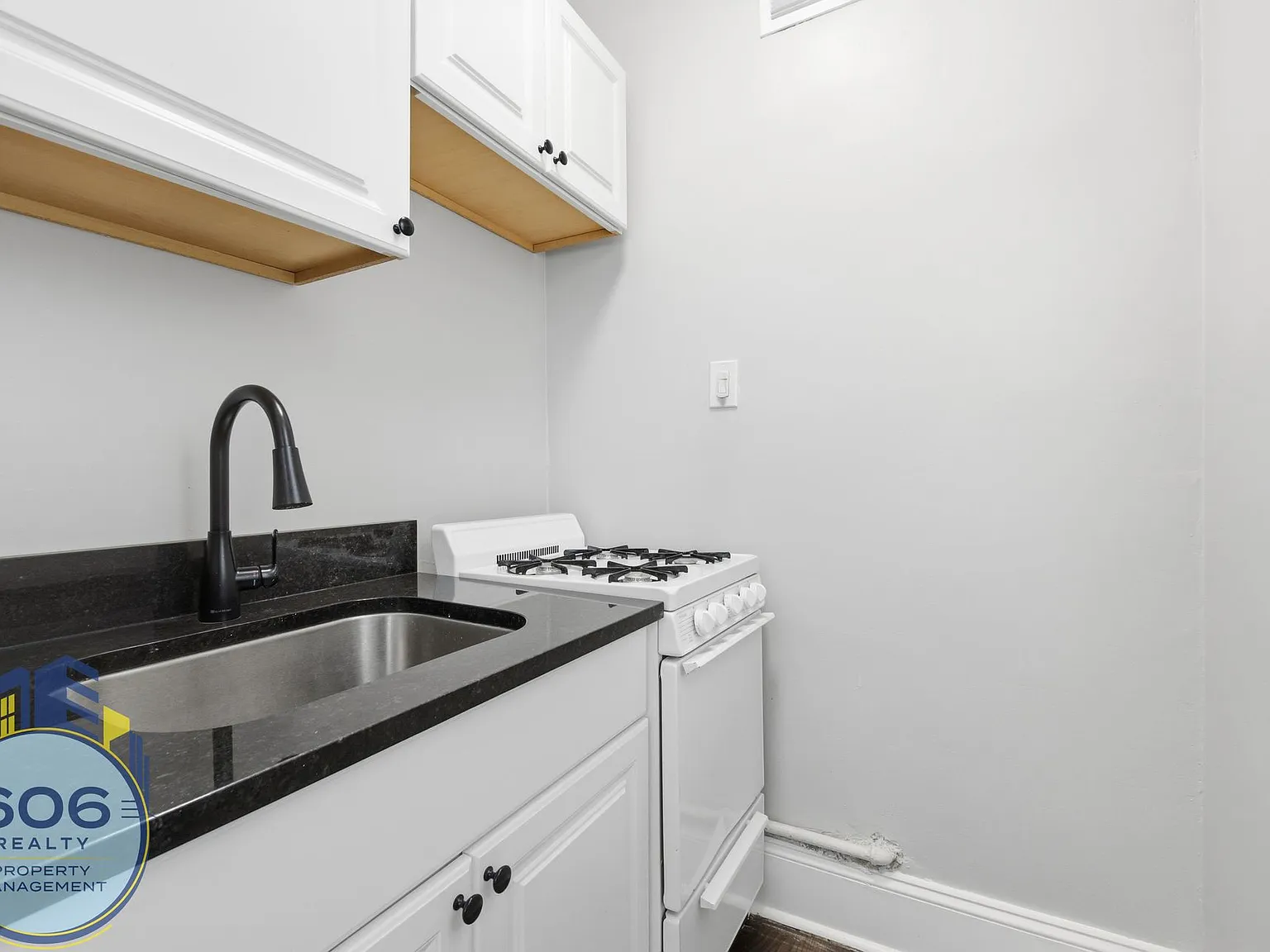 Ashland Pointe Apartments — Photo 2