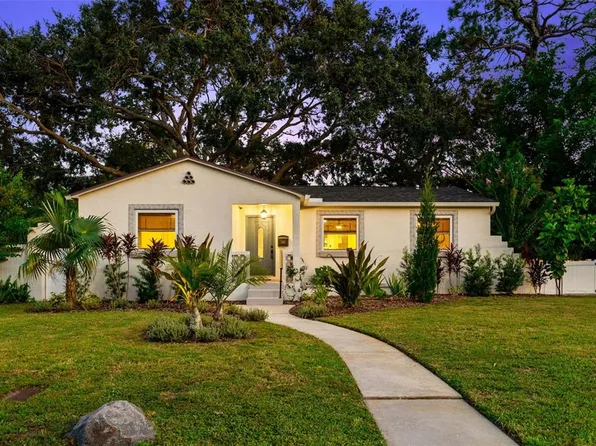 332 34th Ave NE, Saint Petersburg, FL 33704