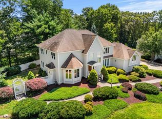 11 Scotland Dr, Andover, MA 01810