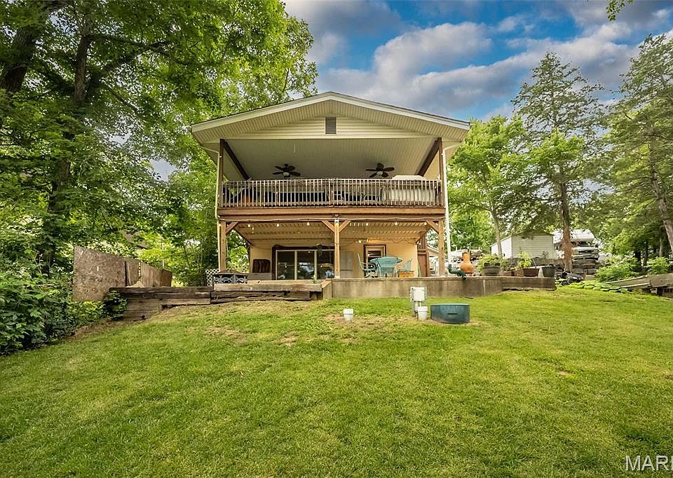 1st image of 7529 Woodland Dr