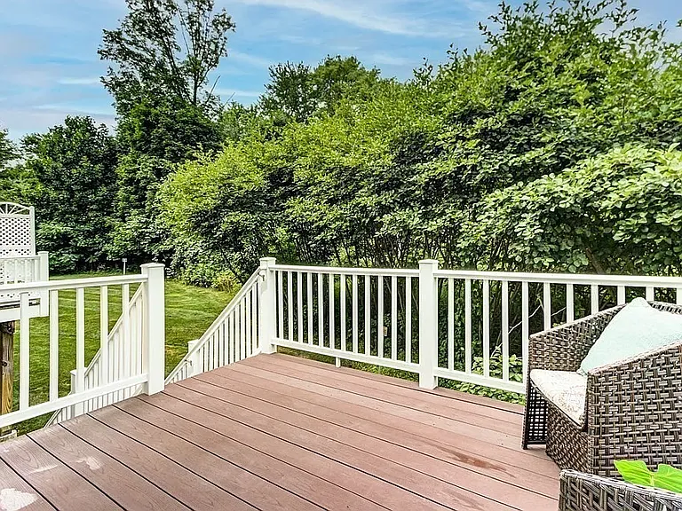 23 Holbrook Ln — Photo 24
