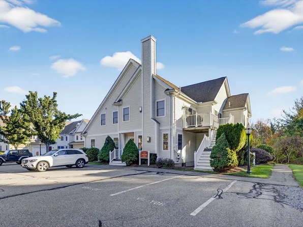 505 Hampton Way, Abington, MA 02351