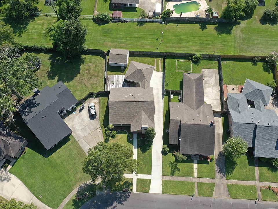1st image of 1570 Heartwood Dr