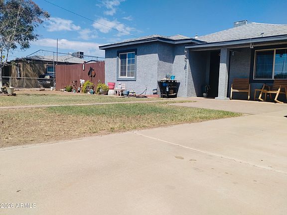 2nd image of 104 W PUEBLO Avenue