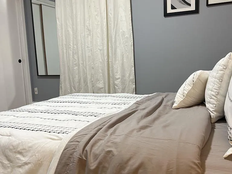 508 Elm St #2R — Photo 3