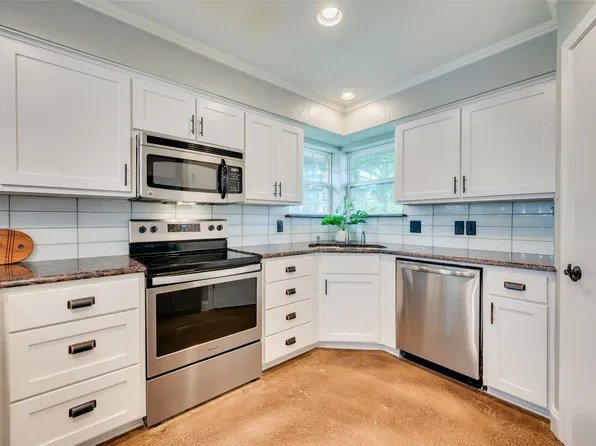 4704 N Meadow Ridge Cir, McKinney, TX 75072
