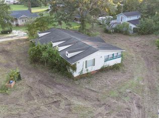 1064 Mosstree Ct, Manning, SC 29102