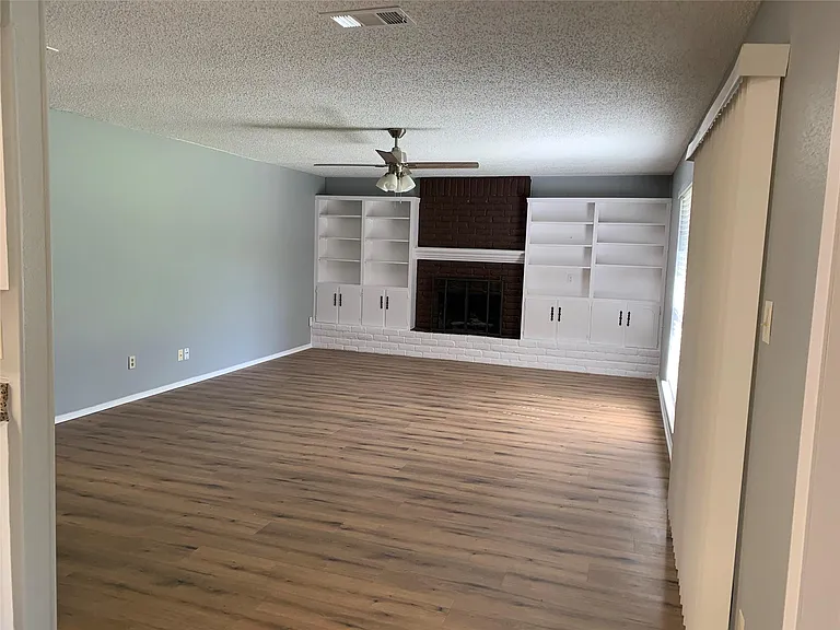 10015 NW Woodland Village Dr — Photo 8