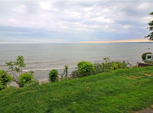 638 Beach Ave, Rochester, NY 14612