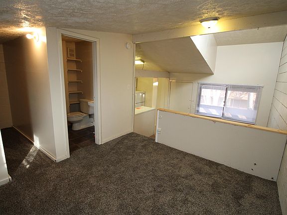 4th image of 877 N 26th St APT 307