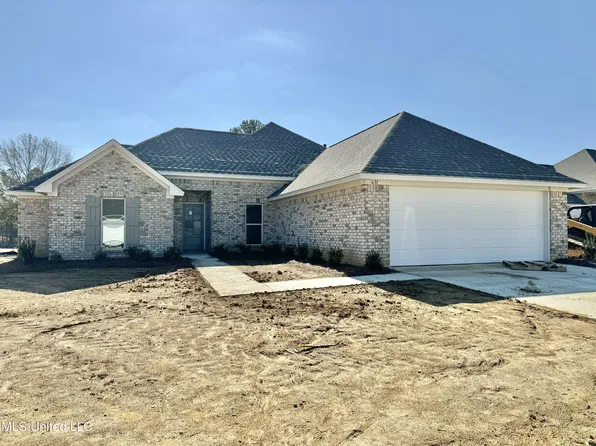 631 Westfield Dr, Pearl, MS 39208