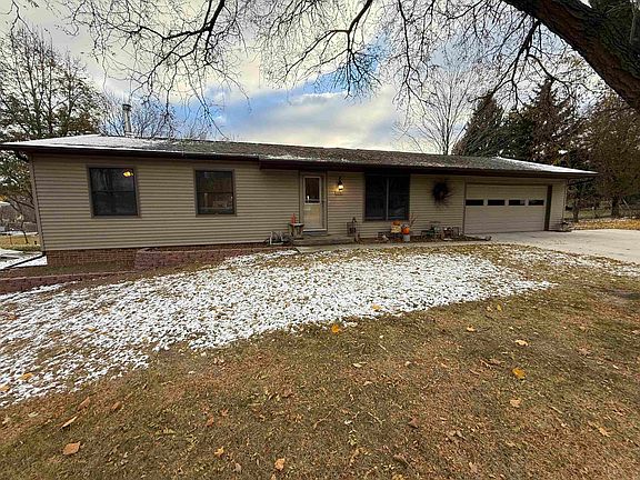 2nd image of 1018 10th Ct