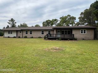 344 J Burns Rd, Vass, NC 28394