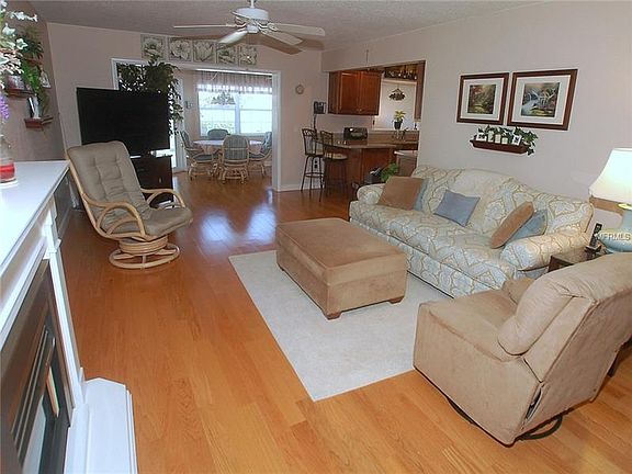 4th image of 1429 Overcash Dr