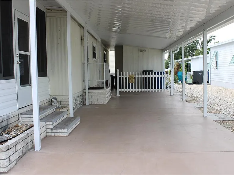 2107 Palma Sola Blvd #8 — Photo 27