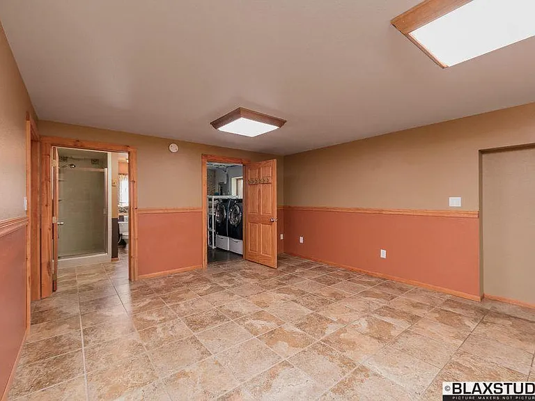 Bonus Room Basement downstairs