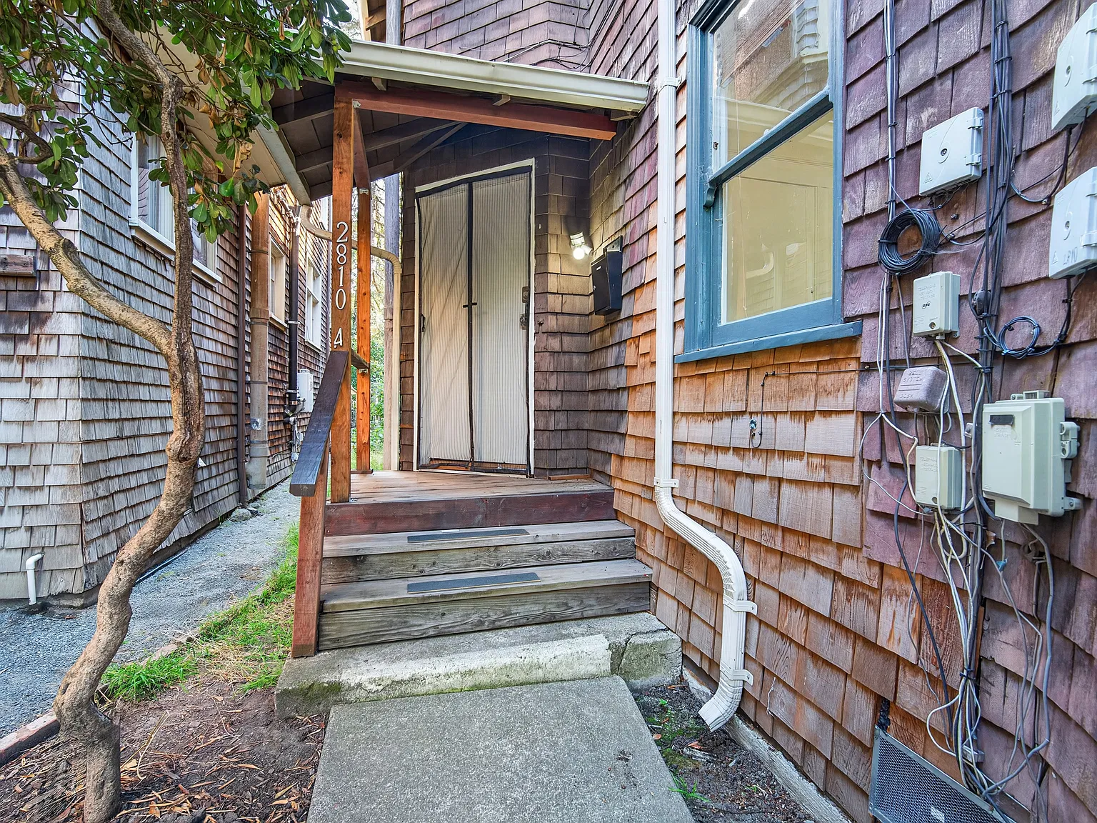 2 bed, 602 sqft, $3,900 — Photo 1