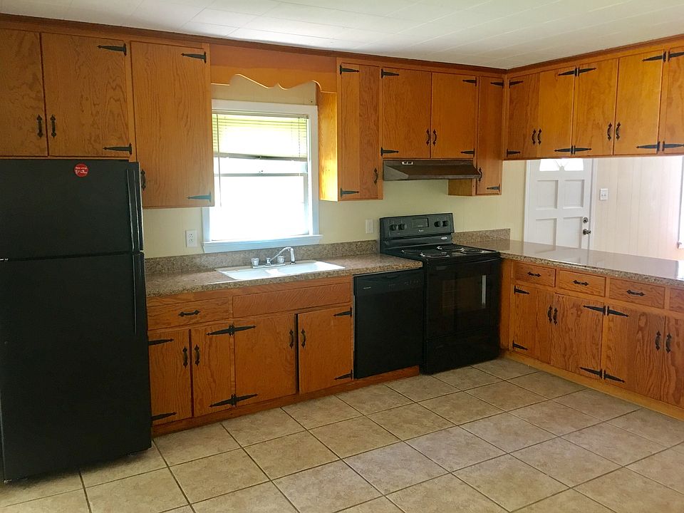 2nd image of 438 Skyline Dr