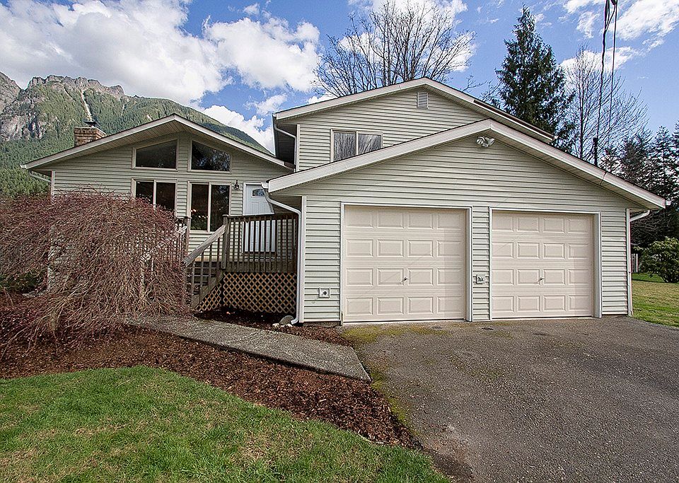 1st image of 416 Taylor Pl NE