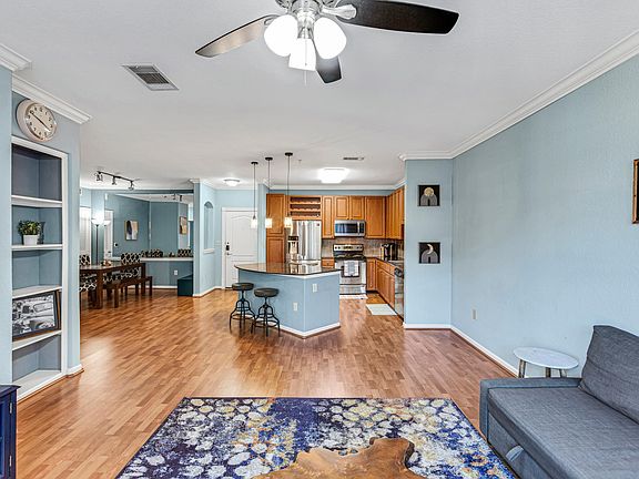2nd image of 1711 Old Spanish Trl APT 416