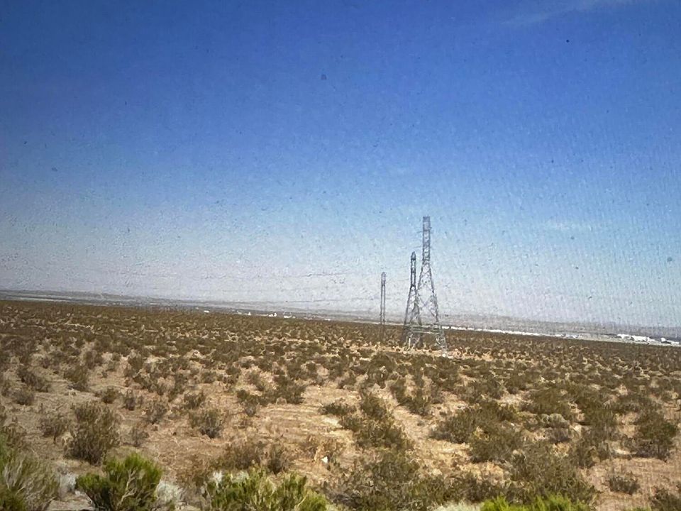 2nd image of Avenue 8
