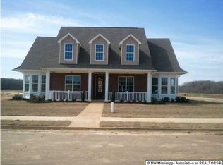 1133 Hawks Crossing Dr, Olive Branch, MS 38654