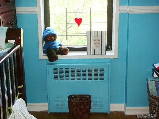 Sold by Douglas Elliman | media 23