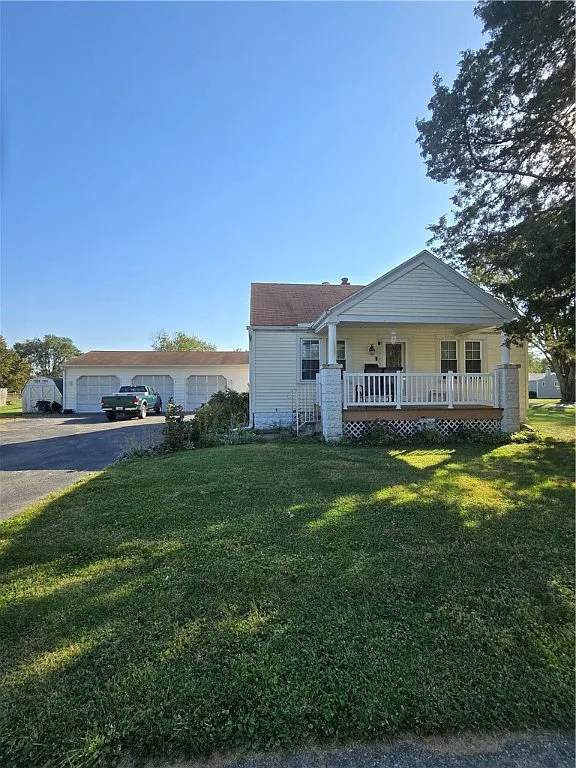 3469 E Fulton Ave photo 1