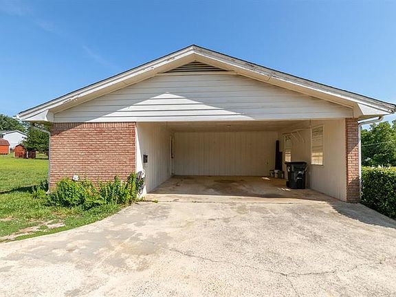 5th image of 2737 Alamo Pl