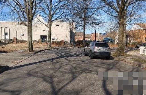 4th image of 721 Dunn Pl