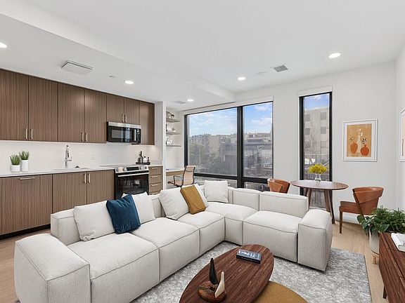 5th image of 1055 N Fairfax St #906
