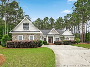 11 Rolling Pines Dr, Spring Lake, NC 28390