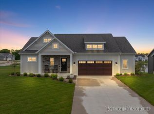 4745 W Lake Dr, Holland, MI 49423