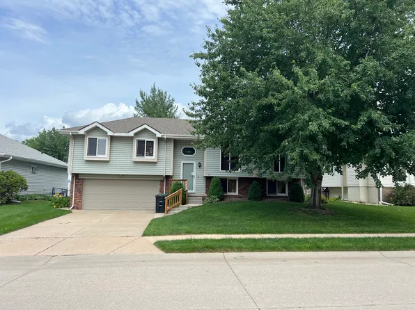 1823 N 146th St, Omaha, NE 68154