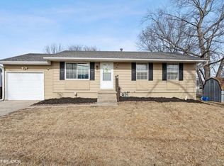 5405 Pickett Rd, Saint Joseph, MO 64503