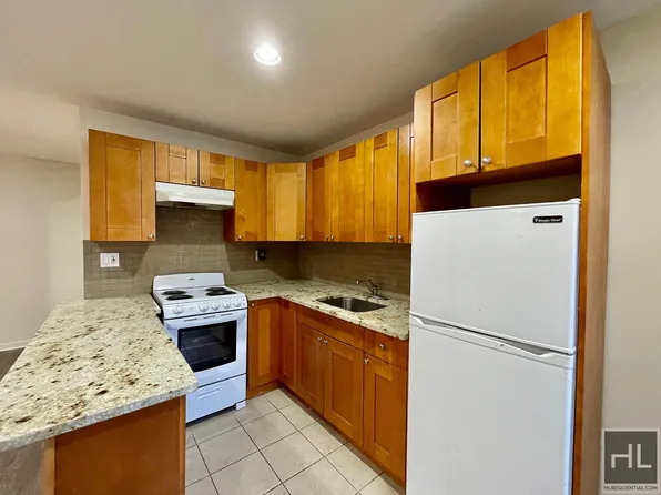 68-18 Eliot Ave #1, Middle Village, NY 11379