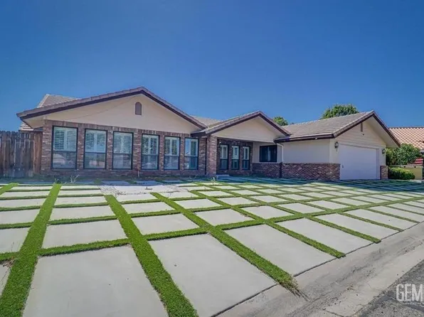 5724 Panorama Crest Dr, Bakersfield, CA 93306
