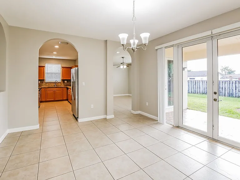 20370 SW 129th Pl — Photo 4