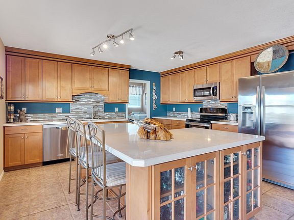 3rd image of 5587 W Shady Grove Dr