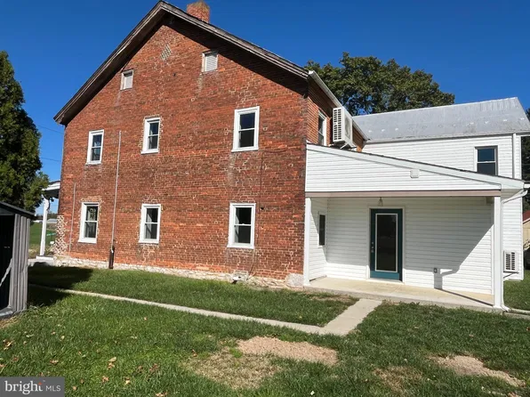 2240 Mont Alto Rd, Chambersburg, PA 17202