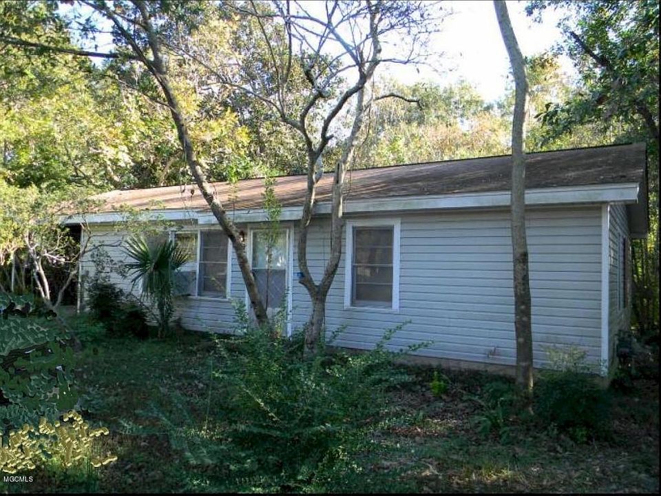 1st image of 606 Kotzum Ln