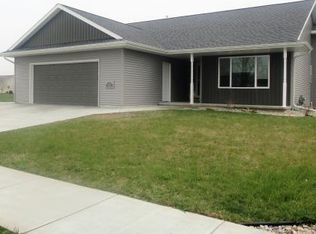 1888 Justin Dr, Omro, WI 54963