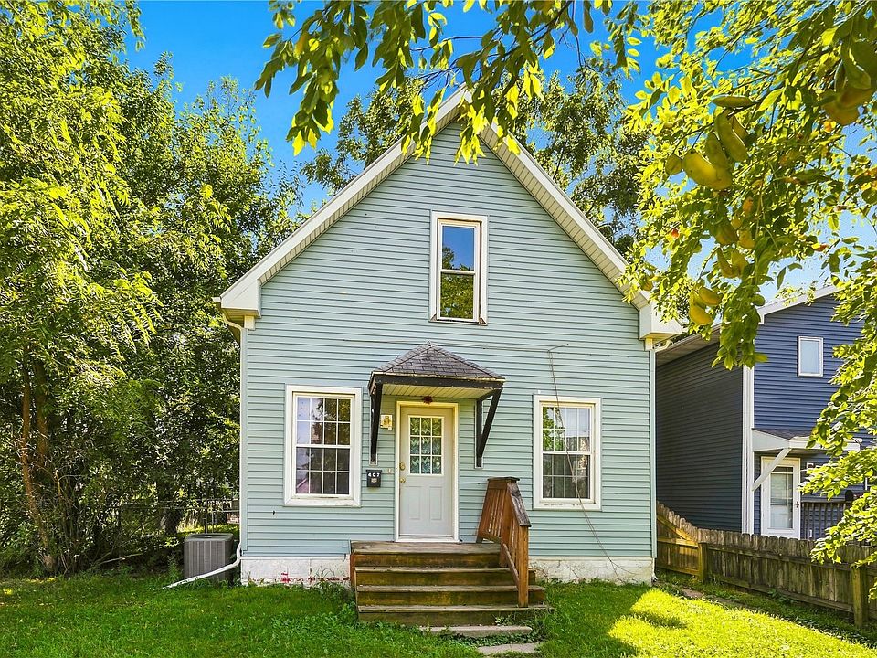 1st image of 407 9th Ave SW