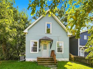 407 9th Ave SW, Cedar Rapids, IA 52404