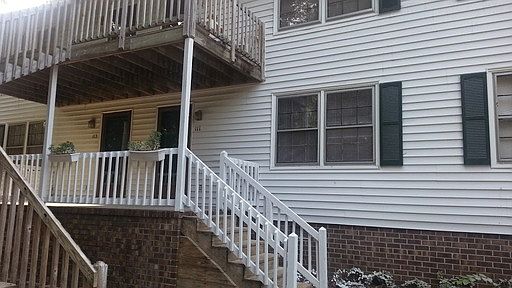 1st image of 111 Stony Creek Dr