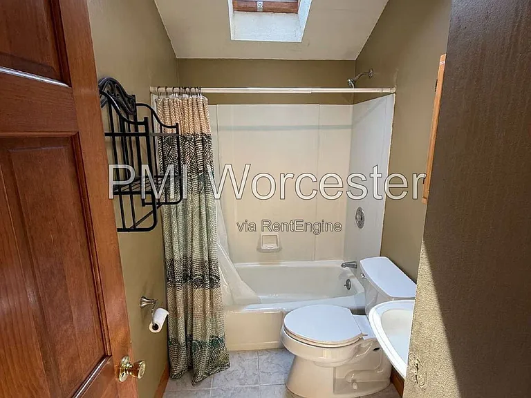16 Seneca St — Photo 13