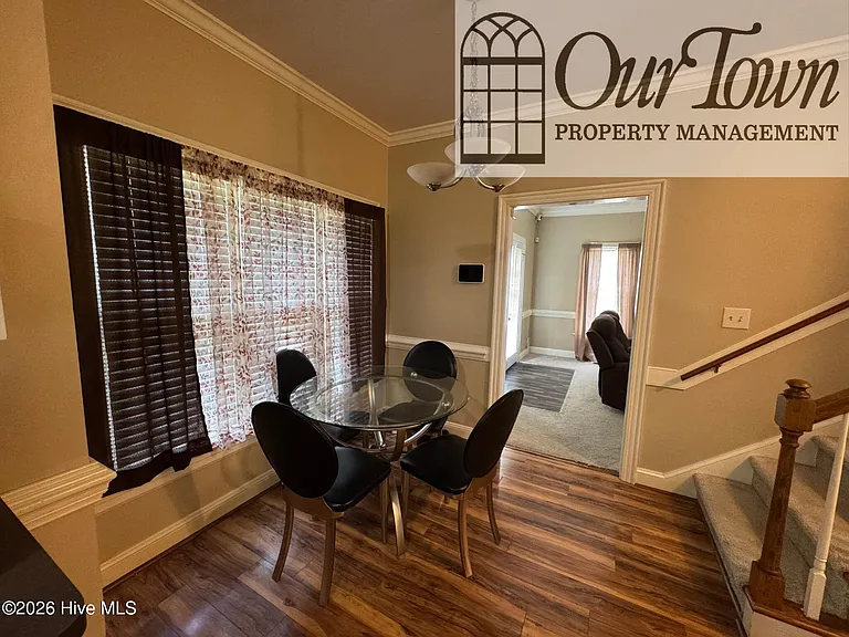 2906 Brentwood Dr N — Photo 12