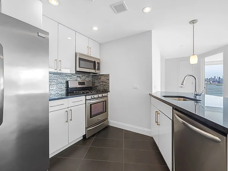 1701 Park Ave #1012 — Photo 14